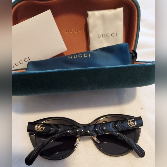 Gucci Womens Black Sunglasses - NWT - Picture 12 of 14